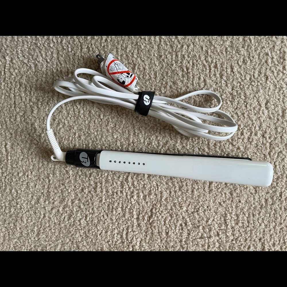 T3 Ceramic 1” Single Pass Flat Iron